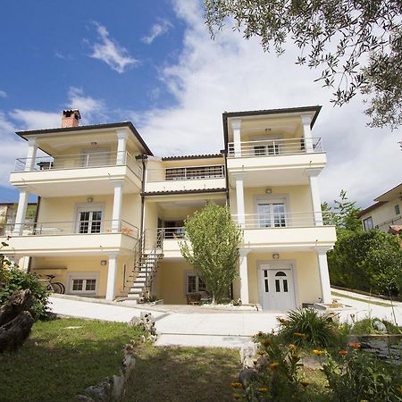 רוביני Apartments Rajci מראה חיצוני תמונה