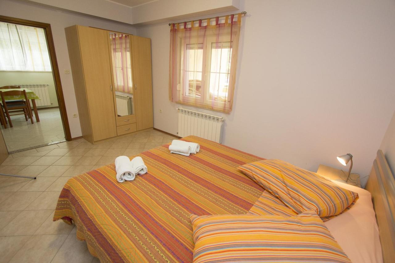 רוביני Apartments Rajci מראה חיצוני תמונה