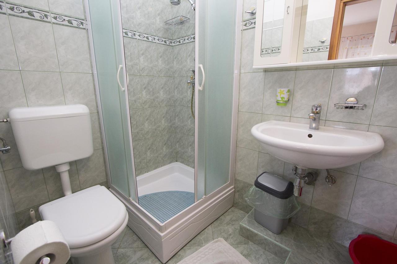 רוביני Apartments Rajci מראה חיצוני תמונה