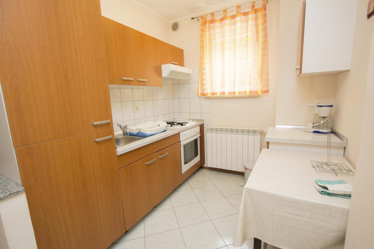רוביני Apartments Rajci מראה חיצוני תמונה