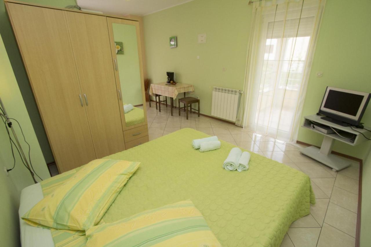 רוביני Apartments Rajci מראה חיצוני תמונה