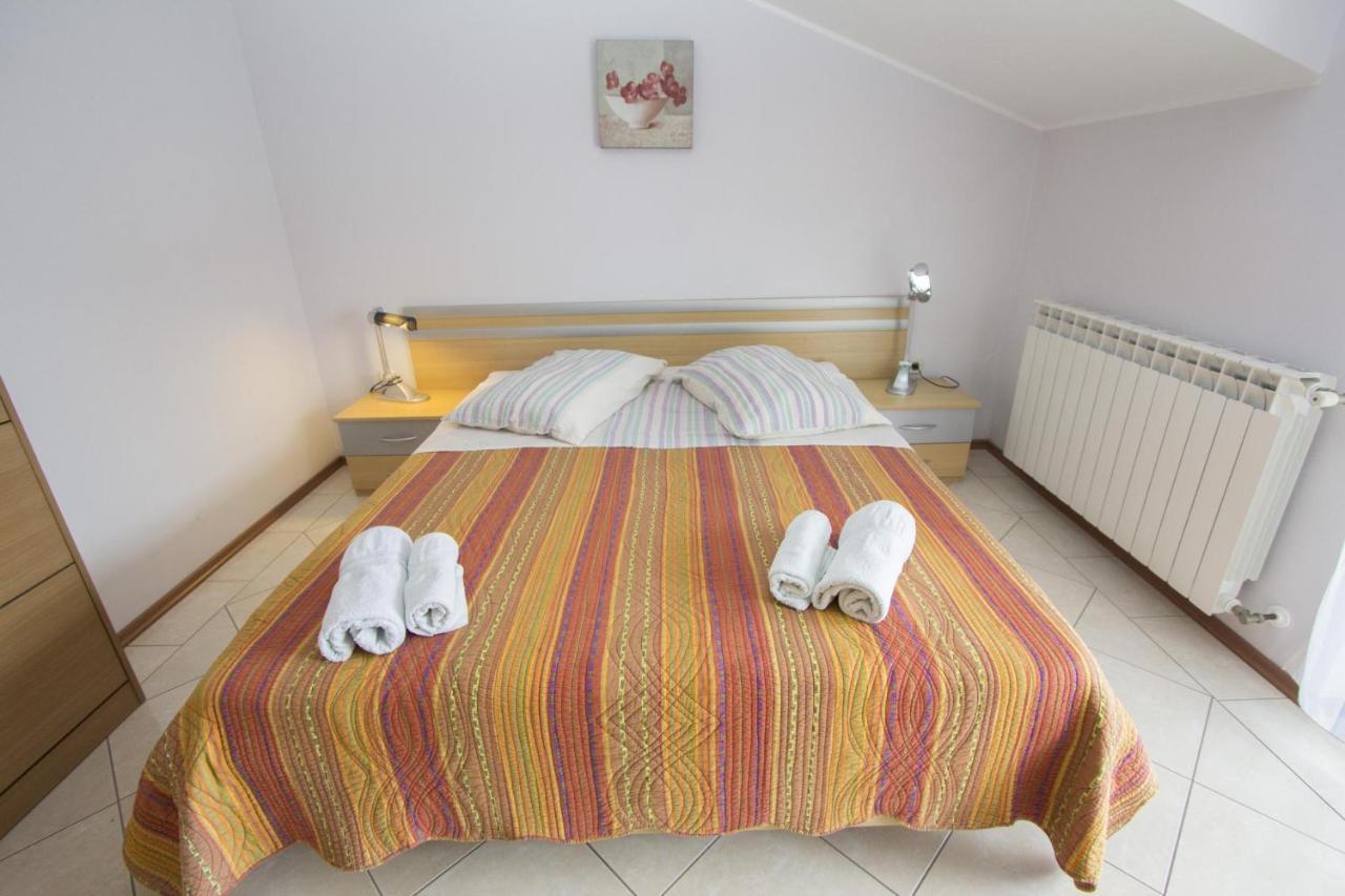 רוביני Apartments Rajci מראה חיצוני תמונה