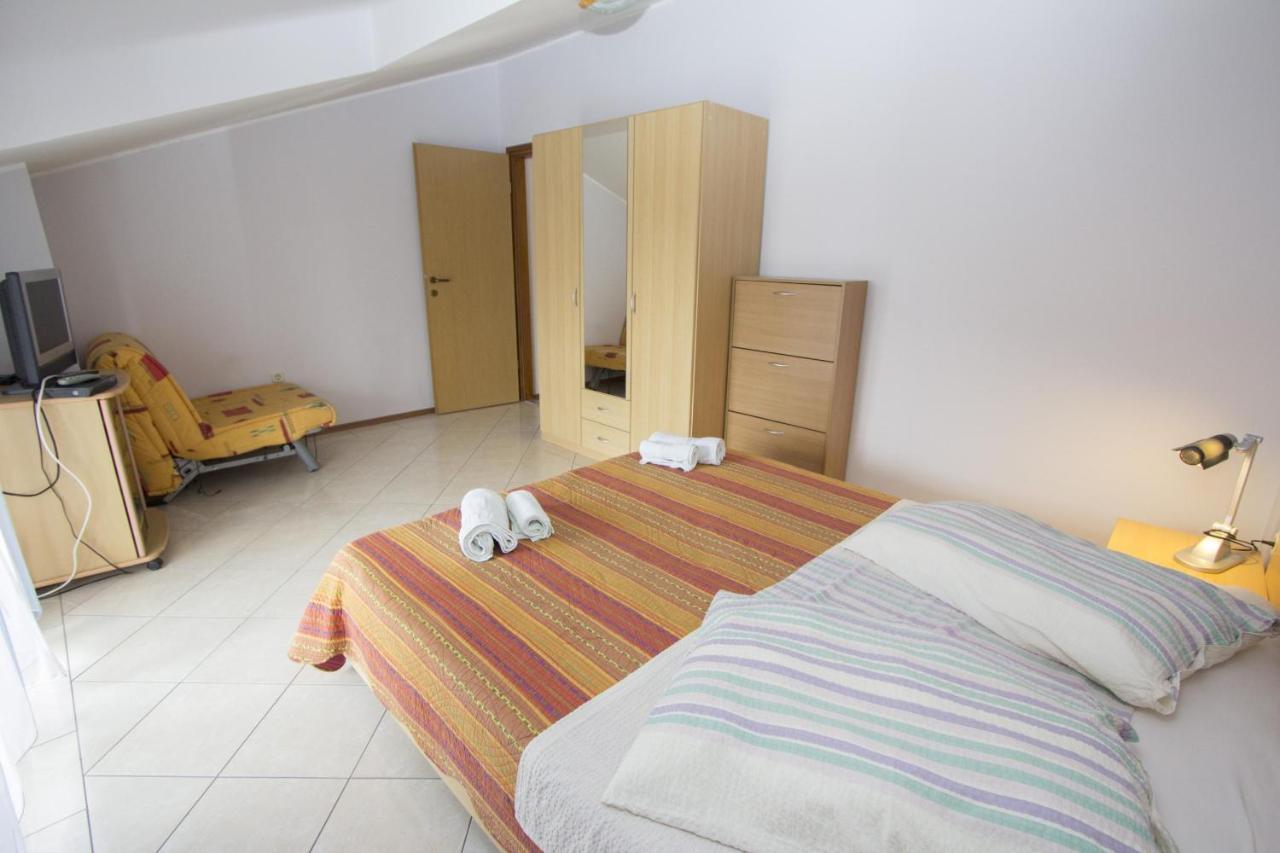 רוביני Apartments Rajci חדר תמונה