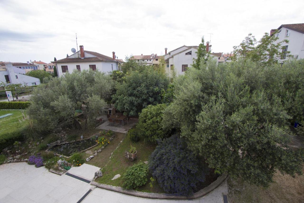 רוביני Apartments Rajci מראה חיצוני תמונה